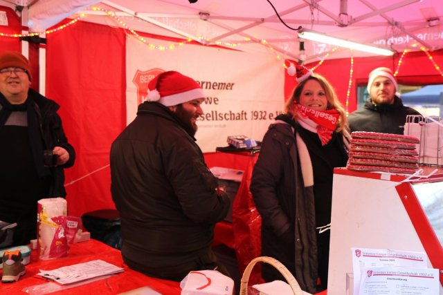 33. Nikolausmarkt der Bornheimer Vereine 2025